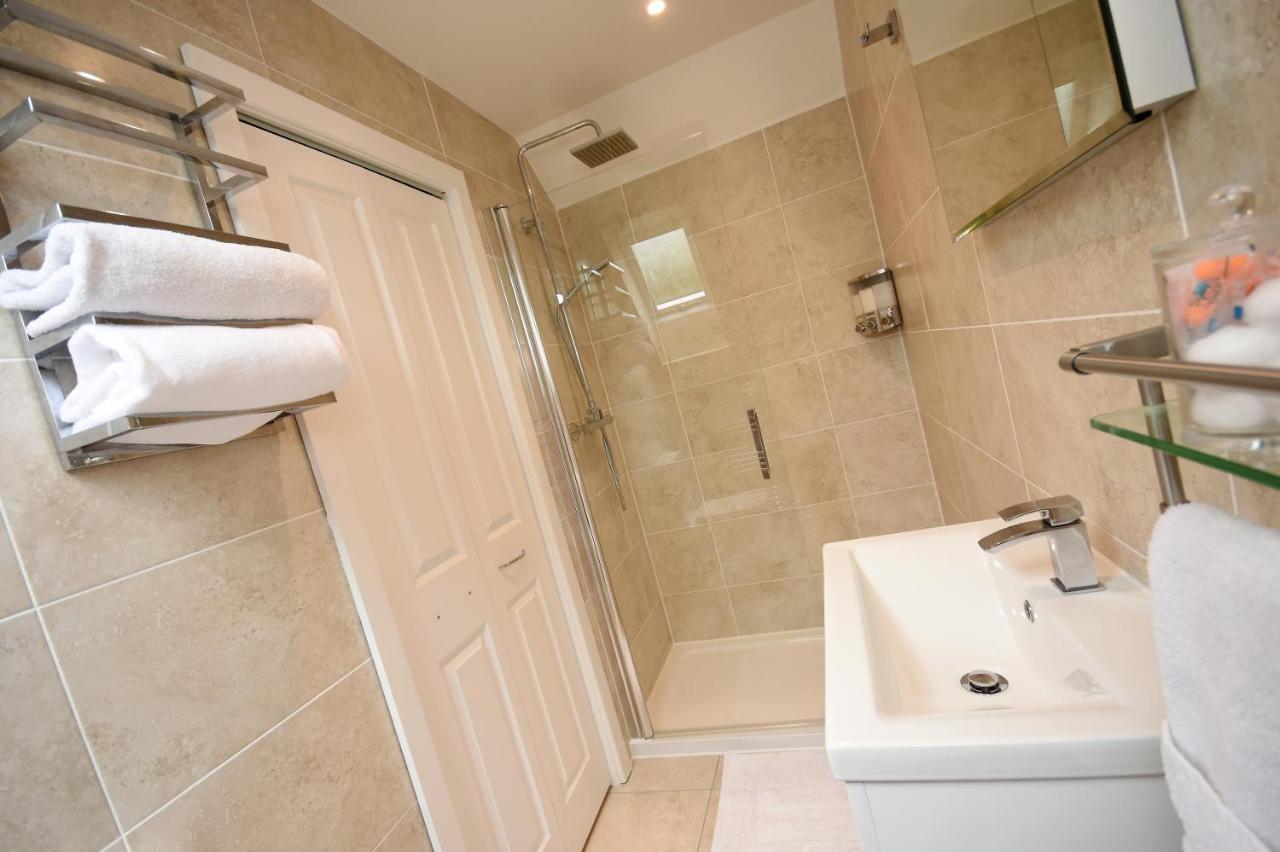 Apple Tree Place B&B Tadley Ngoại thất bức ảnh