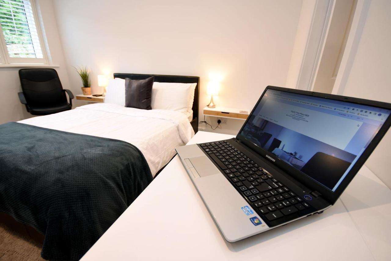 Apple Tree Place B&B Tadley Ngoại thất bức ảnh